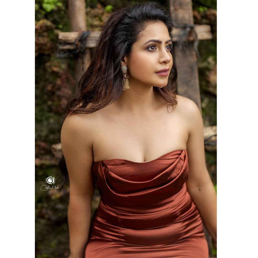 Actress Nandini Rai Latest Photos (22)