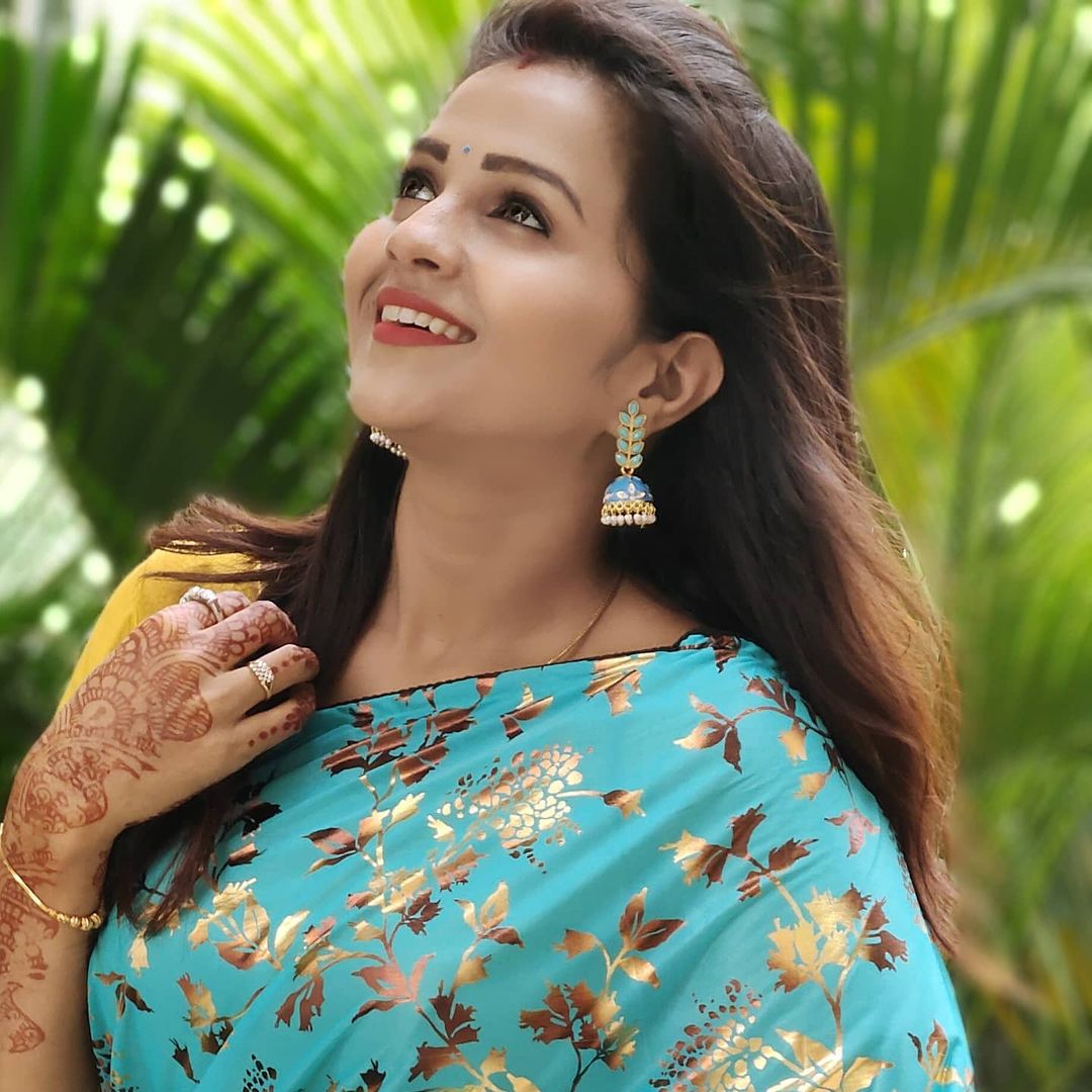 Poove Poochudava Serial Actress Krithika Laddu Latest Photos (19)
