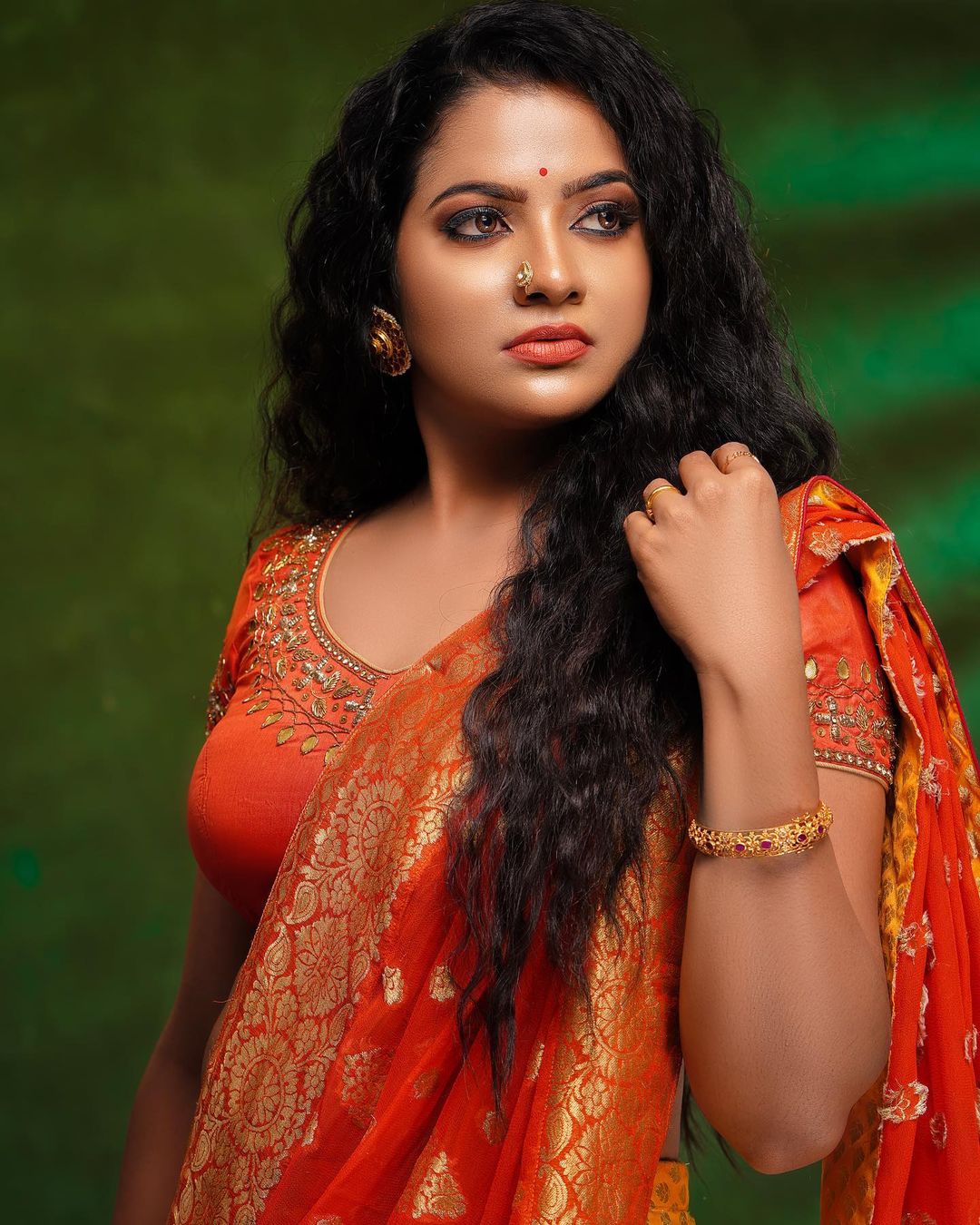 Serial Actress V. J. Chitra Photo Gallery (16)